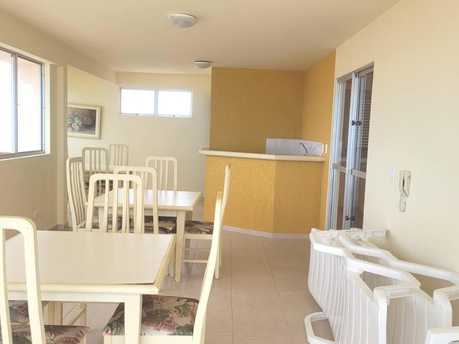 Apartamento Brejatuba Beira Mar Guaratuba Bagian luar foto