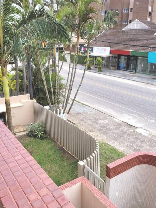 Apartamento Brejatuba Beira Mar Guaratuba Bagian luar foto